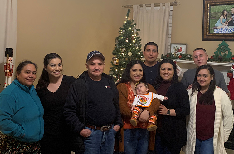 RR-Article-Jackie-Campos-Family RR-Article-Jackie-Campos-Family